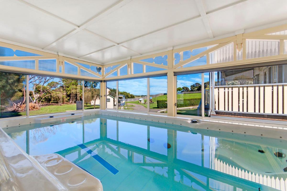 Dunes - Elegant Beach Villa With Huge Heated Swim Spa ポート・フェアリー エクステリア 写真