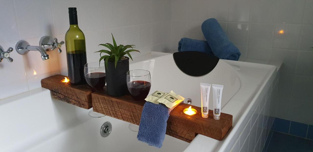 Dunes - Elegant Beach Villa With Huge Heated Swim Spa ポート・フェアリー エクステリア 写真