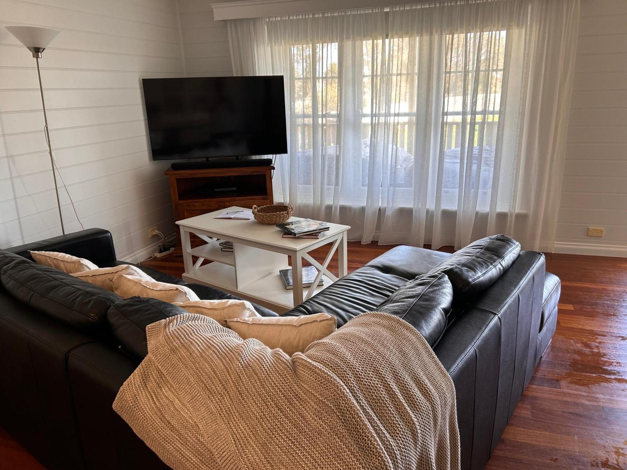 Dunes - Elegant Beach Villa With Huge Heated Swim Spa ポート・フェアリー エクステリア 写真